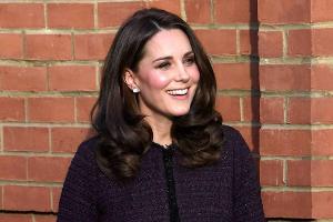 Herzogin Kate setzt in diesem Winter auf ein dunkles Lila