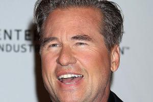 Val Kilmer versucht die Debatte über Cate Blanchett mit Humor zu nehmen