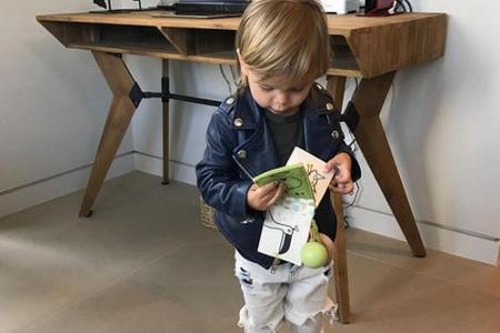 Brüderchen Reign Disick ist gerade mal zwei Jahre alt, steht seiner Schwester aber in Sachen Style in nichts nach.