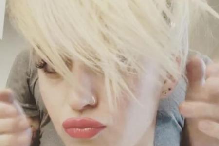 Ein bisschen Miley Cyrus steckt schon in Katy Perrys neuem Look