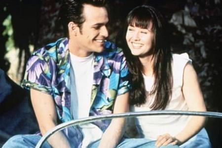 Dylan und Brenda, gespielt von Luke Perry und Shannen Doherty, schwebten in 