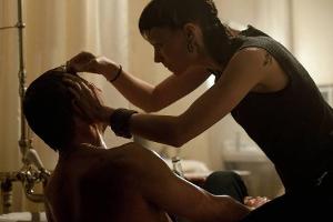 Daniel Craig als Mikael Blomkvist und Rooney Mara als Lisbeth Salander in David Finchers "Verblendung"