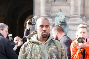 Rap-Star und Designer Kanye West hat zur Zeit eine schwierige Phase zu überstehen