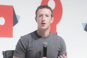 Mark Zuckerberg bereiten die "Fake News" große Probleme auf Facebook, wie er beteuert