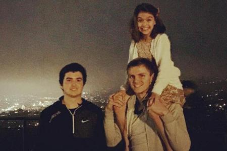 Dieses Foto von Tochter Suri und ihren Cousins postete Katie Holmes auf Instagram