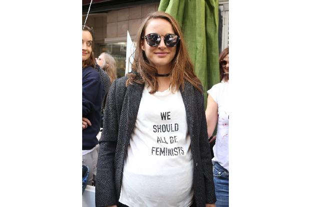 ...darf natürlich Natalie Portman nicht fehlen, die bald mit der Schlagzeile 