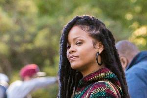 Trotz unangenehmer Gefühle vor dem TV dreht Rihanna weiter - hier am Set des Films "Ocean's 8"