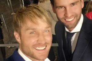 Auf dem Weg nach Australien: Nico Schwanz (l.) mit Dschungelcamper "Honey"