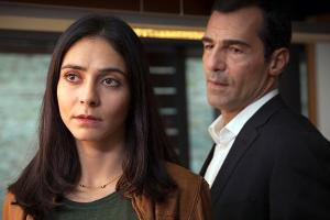 "Mordkommission Istanbul: Der verlorene Sohn": Kommissar Mehmet Özakin (Erol Sander) und die Journalistin Banu Karacay (Pega...