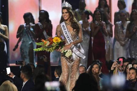 Iris Mittenaere ist 24 Jahre alt und stammt aus Frankreich