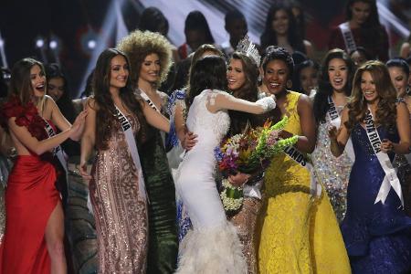 Iris Mittenaere Imago Zjma Press 2.jpg