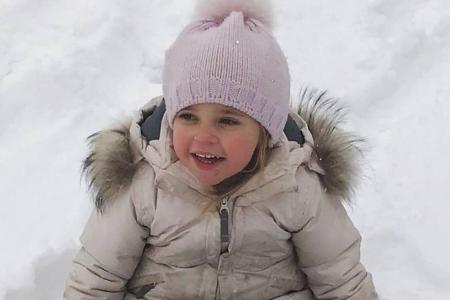 Dieses süße Bild von ihrer kleinen Leonore teilte Prinzessin Madeleine auf Facebook