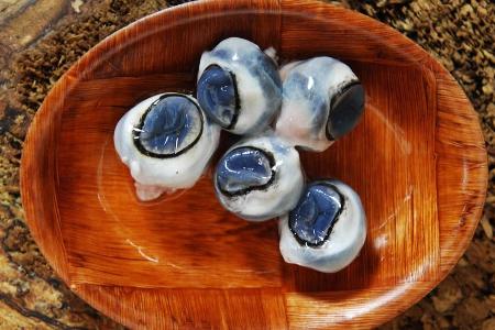 Dürfen für eine ausgewogene Dschungel-Diät natürlich nicht fehlen: Ekel-Augen