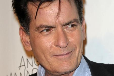 Charlie Sheen scheint seinen letzten Gefühlsausbruch im TV zu bereuen