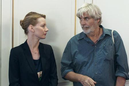 Sandra Hüller und Peter Simonischek in 