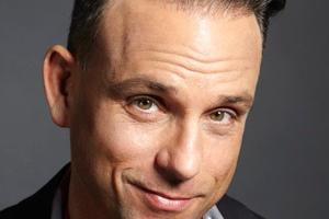 Jüngster Radiologie-Oberarzt, ältester Kickboxweltmeister: Dr. Adel Abdel-Latif hat schon einiges im Leben erreicht