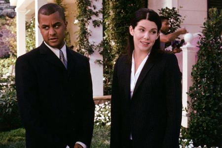 Concierge Michel Gerard (Yanic Truesdale) war für seine grummelige Art berühmt-berüchtigt.