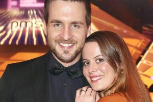 Alexander Klaws und seine Freundin freuen sich über Nachwuchs