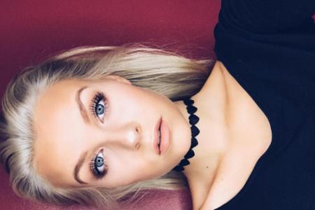 Platz 7 geht an das um 90 Grad gedrehte Bild von Dagibee. Die Fans der YouTuberin scheinen von der Schönheit begeistert zu s...