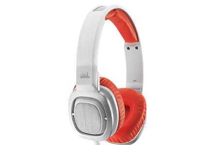 JBL J55i - Für einen ohraufliegenden Kopfhörer fällt das Gerät recht groß aus. Man kann ihn dank schwenkbarer Ohrmuscheln ab...