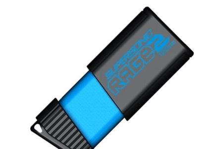 Platz 4: Patriot Supersonic Rage 2 128 GB USB 3.0
Fazit: Obwohl der Stick sehr kompakt ausfällt, überrascht Patriot mit eine...