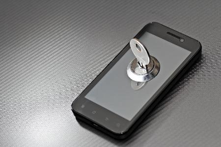 So entsperren Sie Ihr Smartphone bei vergessenem Muster