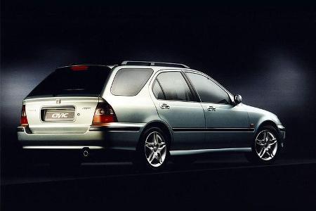 Der Aerodeck genannte Kombi wird 1998 nachgeschoben.