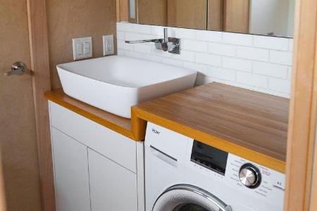 Steelcut Imperial Mansion (1959)