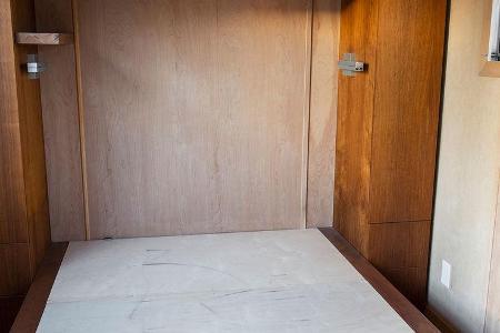 Steelcut Imperial Mansion (1959)