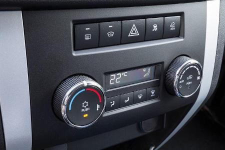 UAZ Patriot / Pickup