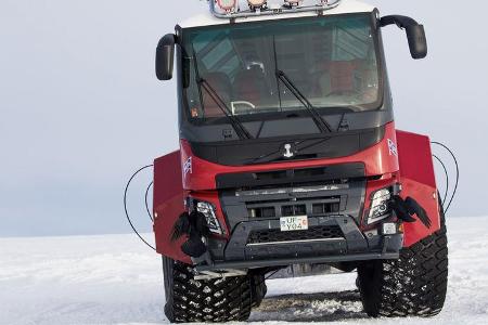 Sleipnir Glacier Truck Island 8x8 Gletscher-Bus
