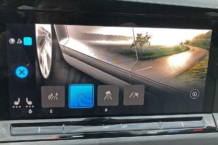 VW Golf VIII Infotainment Bug Software