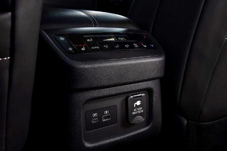 Nissan Pathfinder (USA) Modelljahr 2021