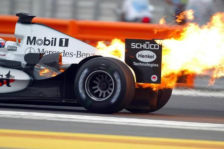 Kimi Räikkönen - GP Bahrain 2004 - Motorschaden