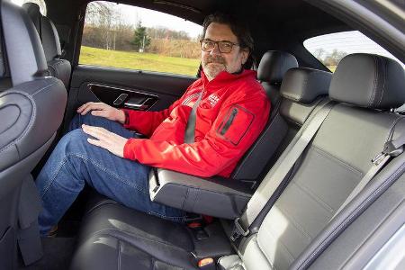 Neue Mercedes C-Klasse W206 (2021) Limousine Fond