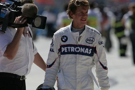 In Istanbul brannte sich Vettel auf Anhieb auf die Festplatte der Formel 1-Medienvertreter: Im Alter von 19 Jahren und 55 Ta...