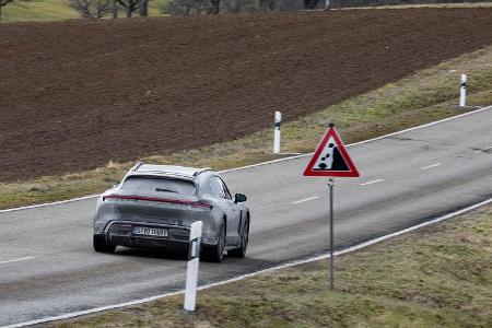 Porsche Taycan Cross Turismo