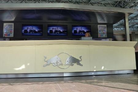 Formel 1 - GP Barcelona 2014 - Motorhomes - Red Bull