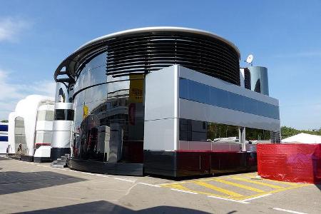 Formel 1 - GP Barcelona 2014 - Motorhomes - McLaren Mercedes