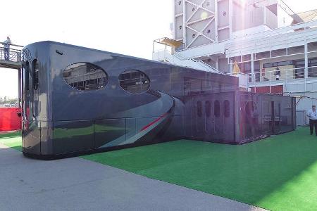 Formel 1 - GP Barcelona 2014 - Motorhomes - Bernie Ecclestone