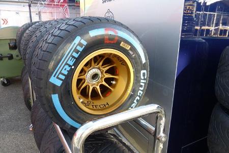 Pirelli - Toro Rosso - GP Ungarn - Budapest - Mittwoch - 22.7.2015