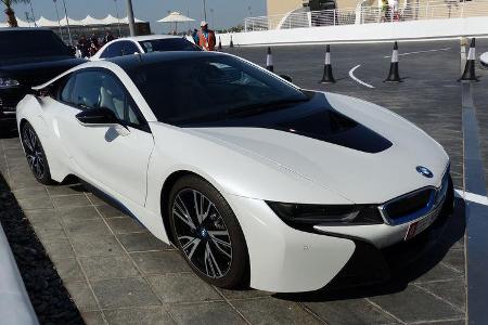 BMW i8 - F1 Abu Dhabi 2014 - Carspotting