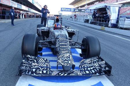 Daniil Kvyat - F1-Test Barcelona - 2015