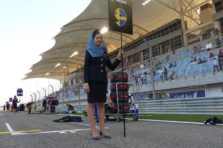 Grid Girls - GP Bahrain 2015