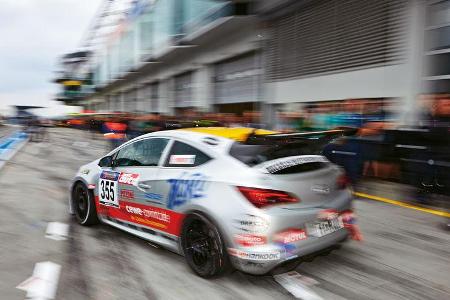 Opel OPC Cup, Boxenstopp