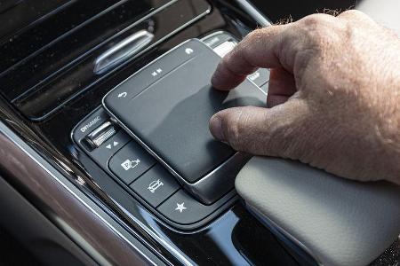 Mercedes GLA 220 d 4 Matic, Interieur