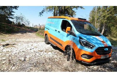 Ford Nugget Cross (2020)