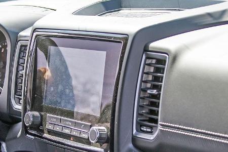 Erlkönig Nissan Navanra