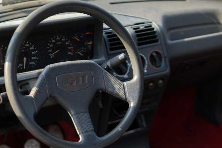 Peugeot 205 Gti Restaurierung