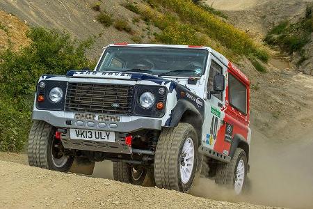 Land Rover Bowler Rallye Defender